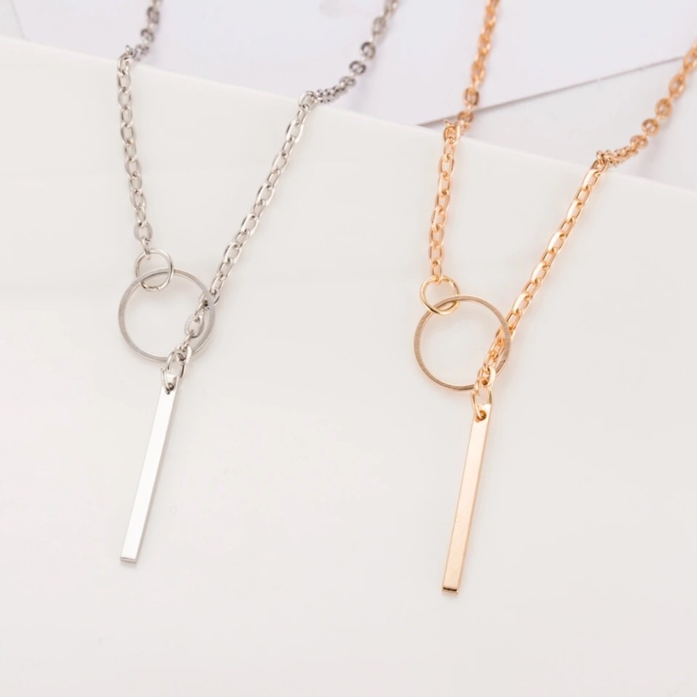 💕2 for 13.00💕Silver Lasso Necklace Bar pendant